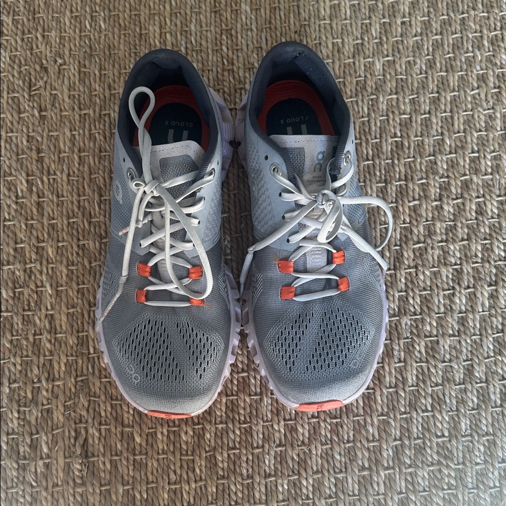 OnCloud Women’s Sneaker